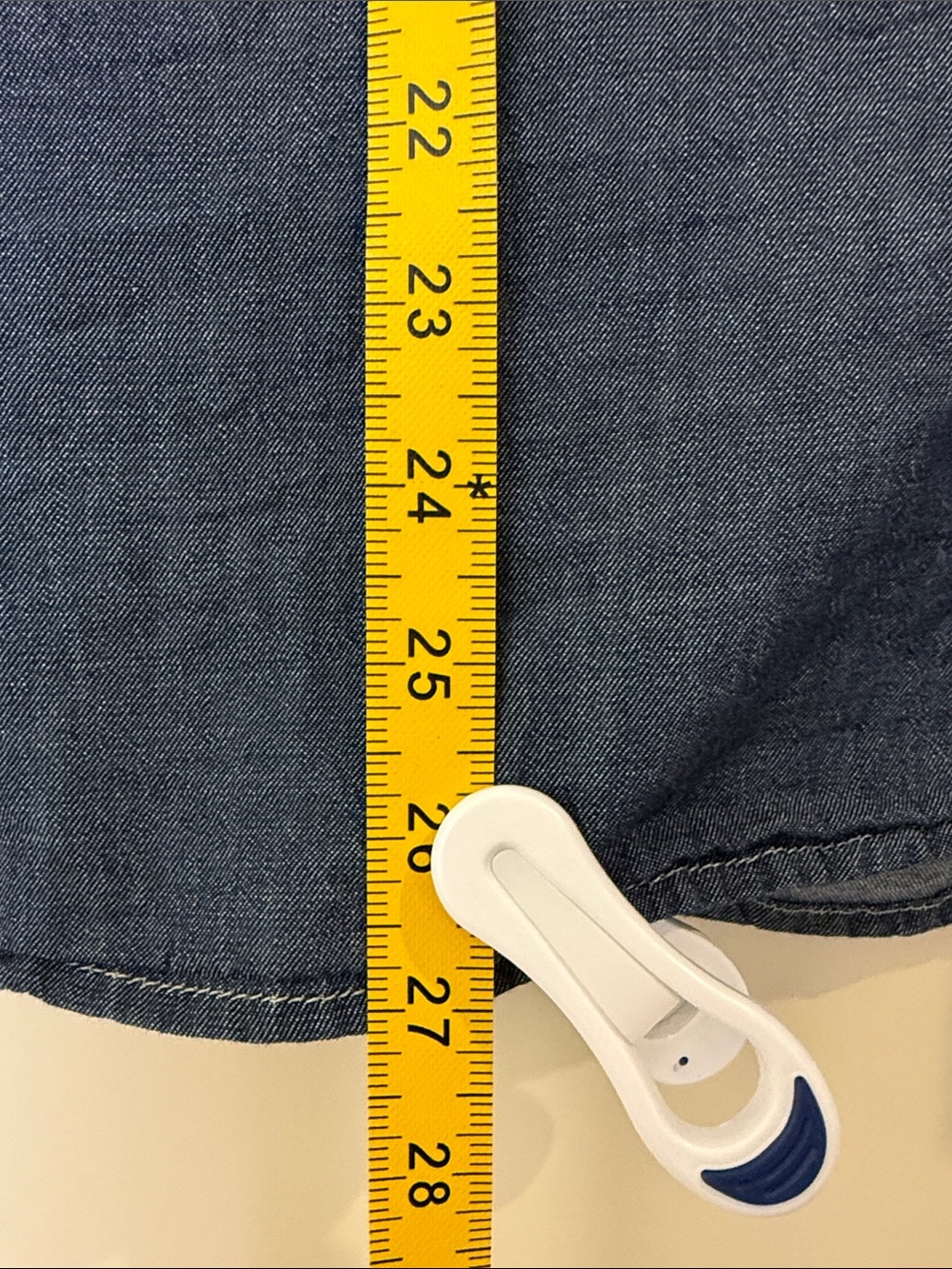 Denver Hayes Vintage Womens L Chambray Denim Shirt Roll Tab Snap Lightweight - Picture 10 of 13